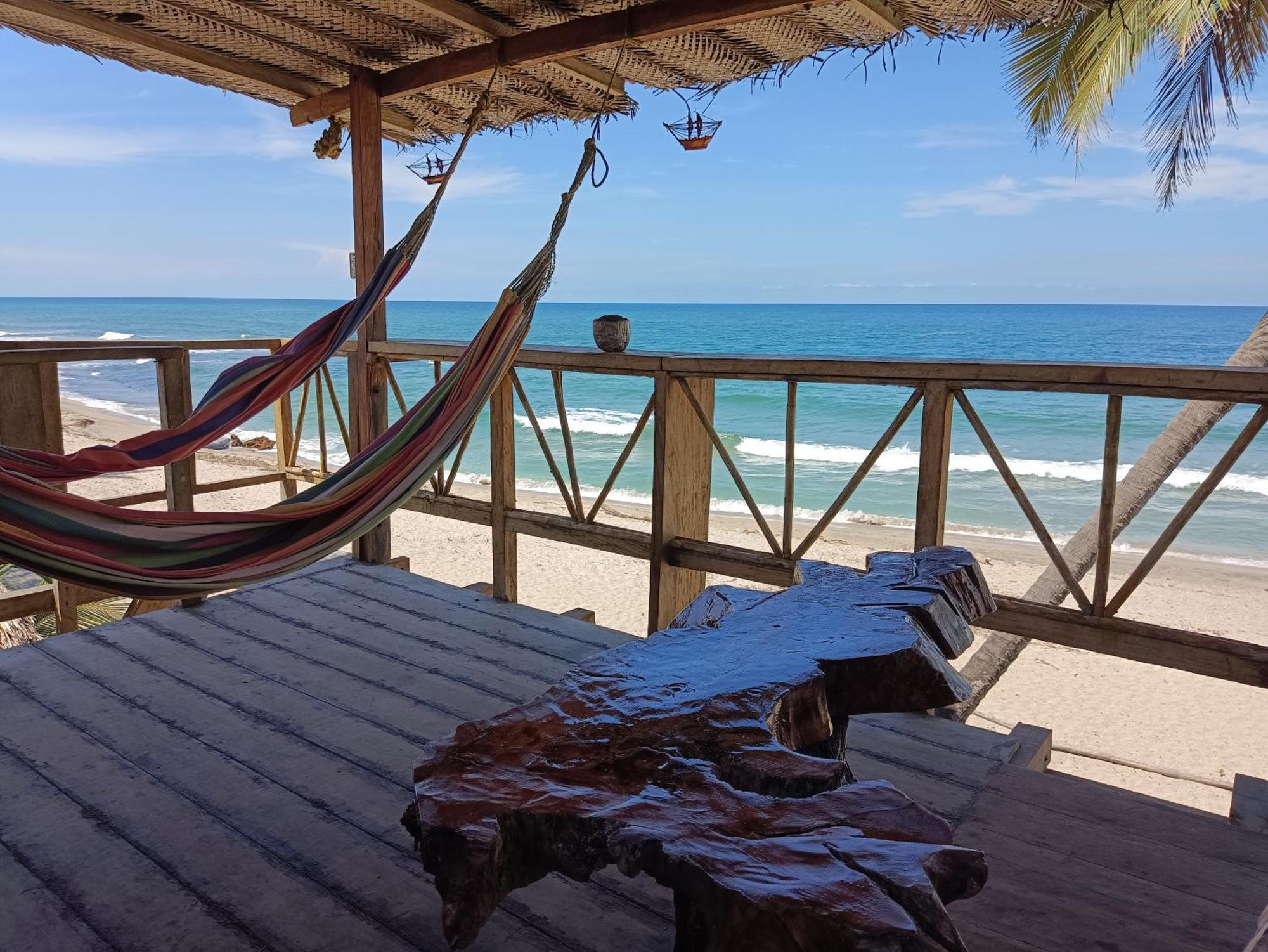 Bob Marley Beach Guachaca Exteriér fotografie